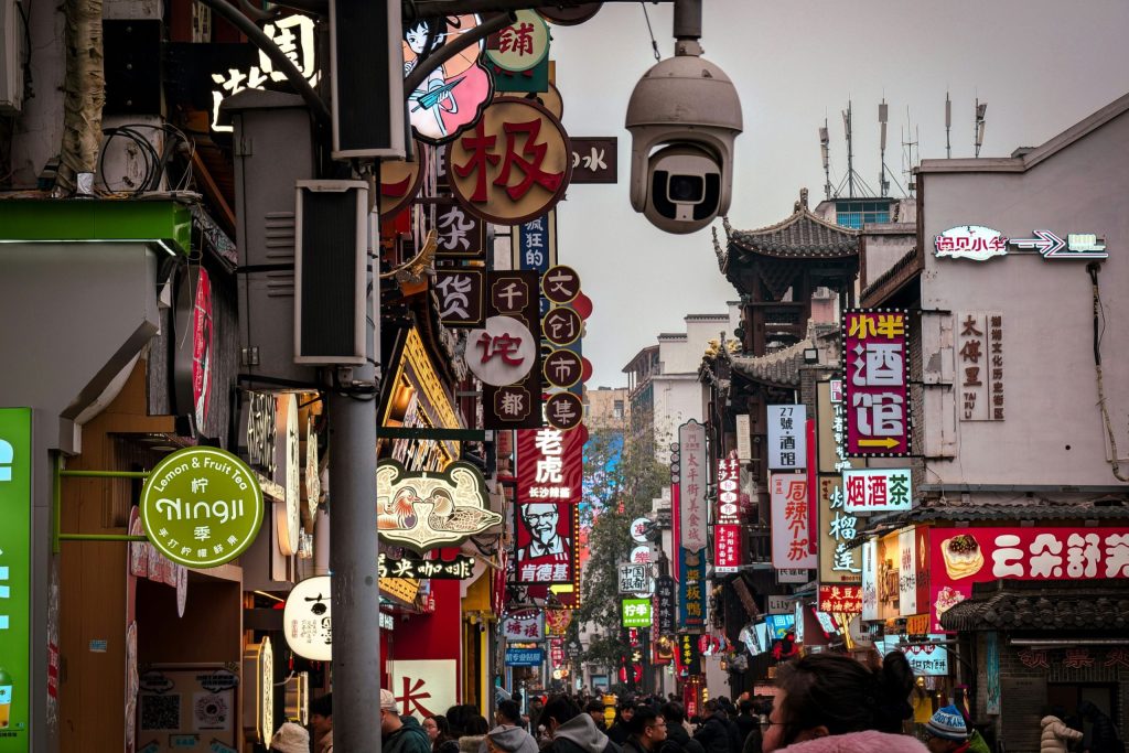 China Slashes Tax-Free Shopping Threshold to $28, Rolls Out Instant Refunds to Woo Global Tourists