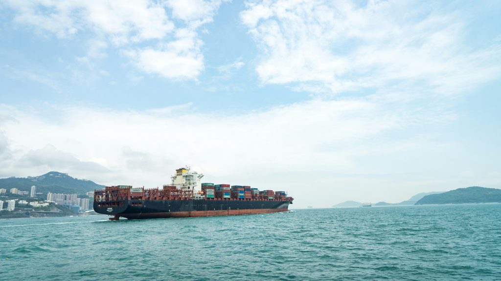 The Guide to Shipping from China to the UK 2025
