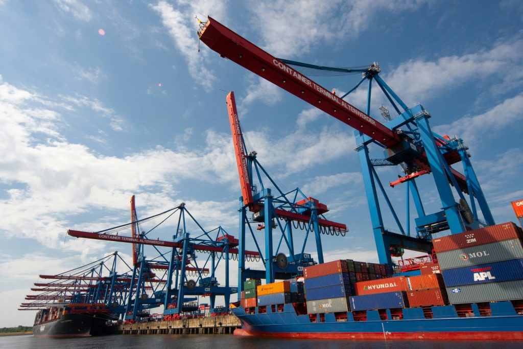 Transpacific GRI Alert: Navigating the December 1st Rate Hike with Strategic Logistics